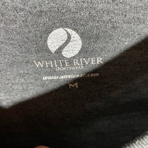 🩷MENS WHITE RIVER GRAPHIC SHIRT “9 rounds 9R, gym tee SIZE MEDIUM - Picture 3 of 4
